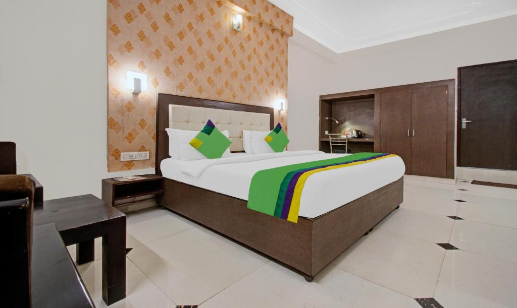 Treebo Trend Dream Palace photo