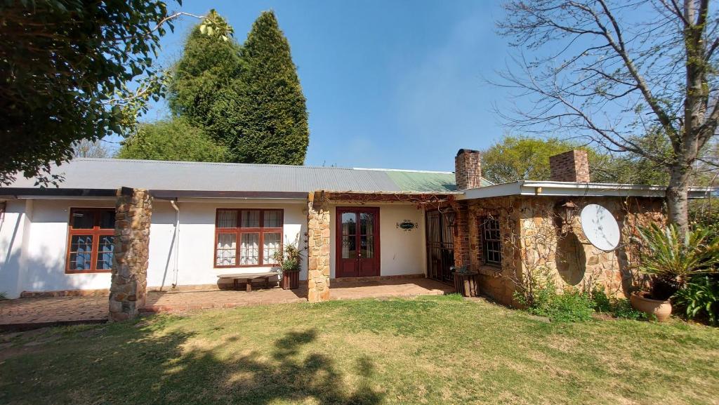 Bluebell Cottage photo