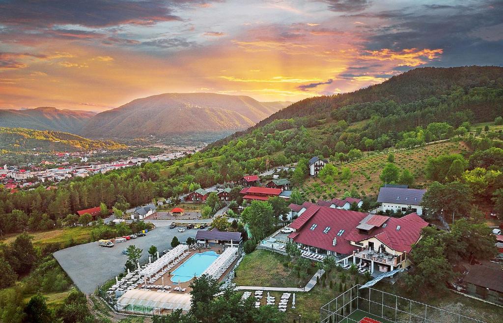Complex Turistic Creanga Resort &amp; Spa — Hotel in Tirgu Ocna