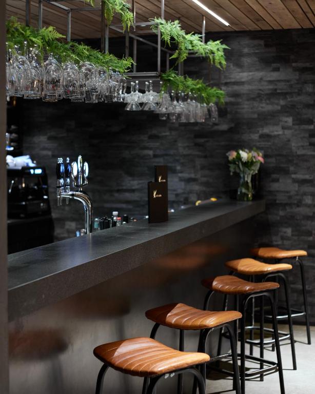 Bar/lounge