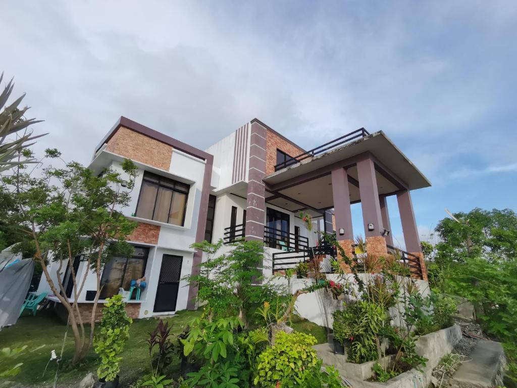 Exclusive Staycation in Catmon good for 25pax photo