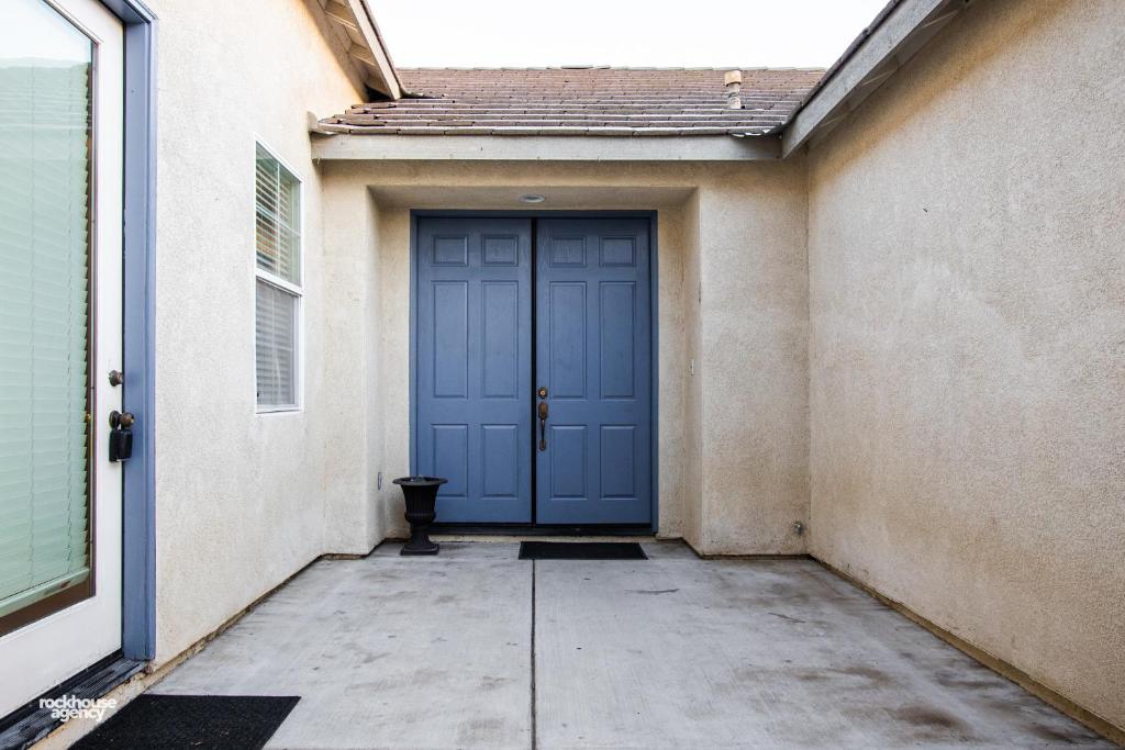 NorthWest Farmhouse photo