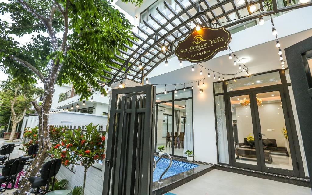 Sea Breeze Villa FLC sang trọng gần biển có bể bơi