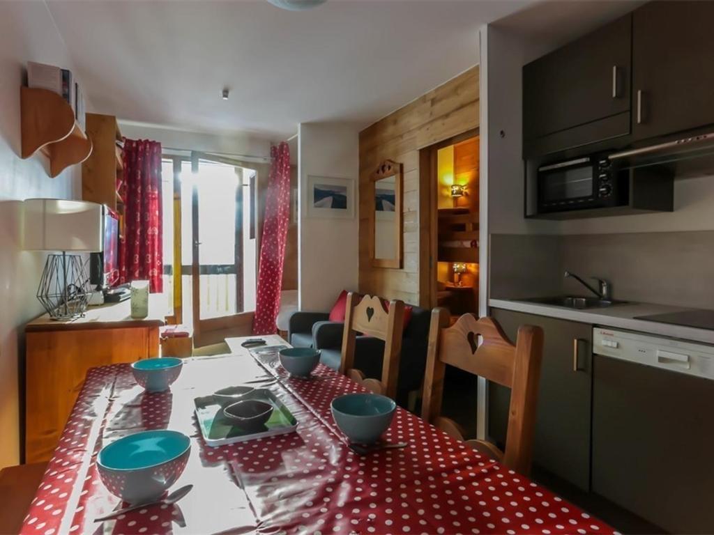 Val Thorens - Appartement pour 4 avec kitchenette équipée proche des pistes - FR-1-637-47 - 4