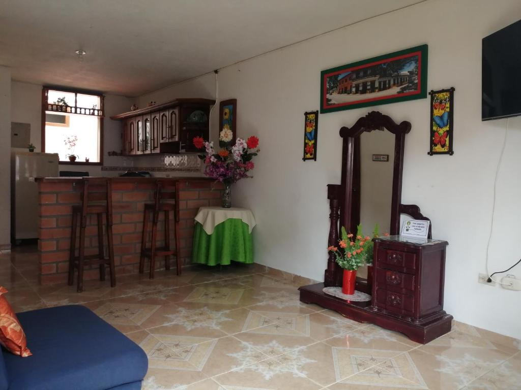 Las Orquídeas Jardín Casa Hotel - 3