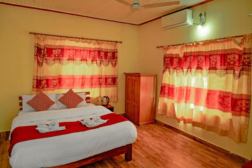 Hotel Plaza Nepal — Hotel in Pokhara