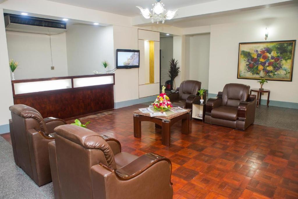 Meridian Hotel & Restaurant photo