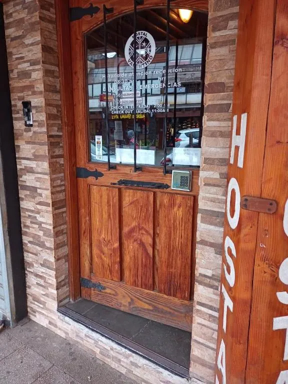 Hostal Valentino，位于比亚里卡的酒店