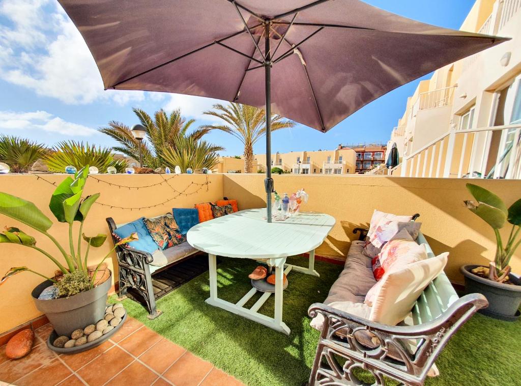 Deluxe Home from Home in Caleta de Fuste - 1