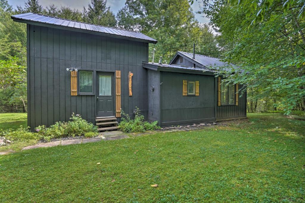 Rustic Unadilla Cottage on 15 Acres with Pond!