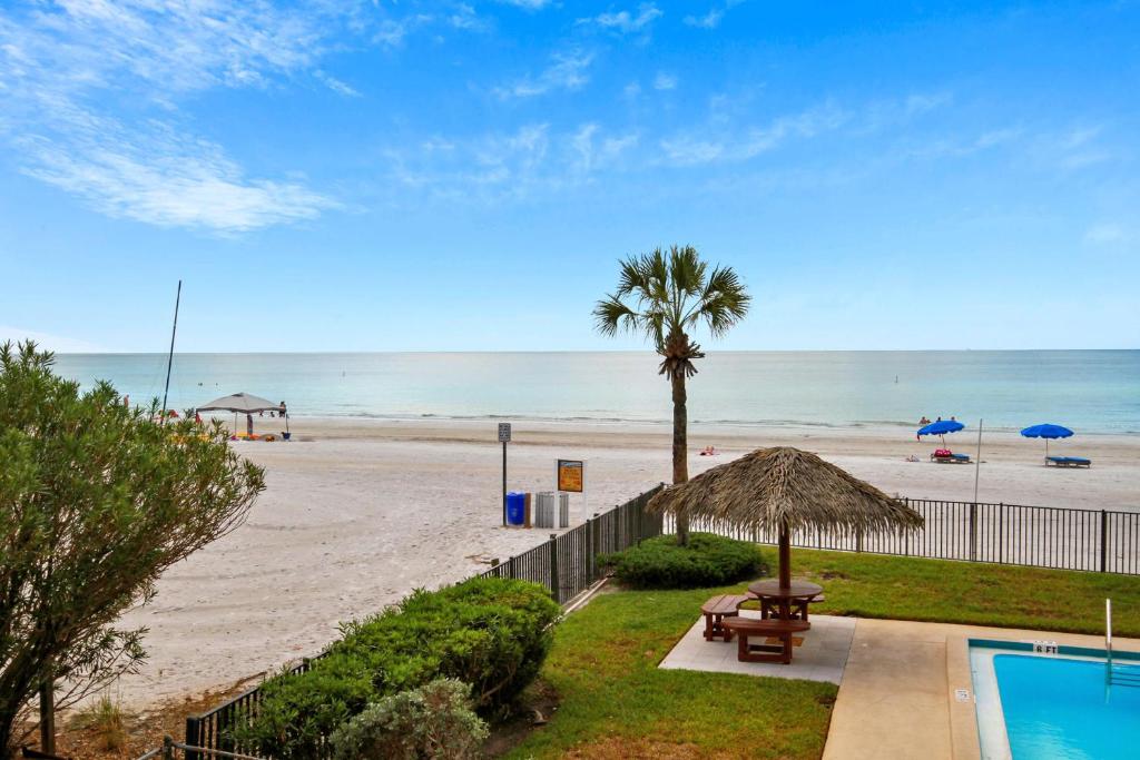 Emerald Isle 101, St Pete Beach