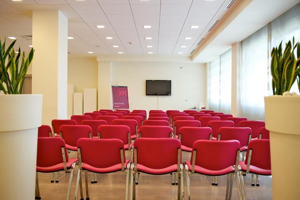 مركز الأعمال