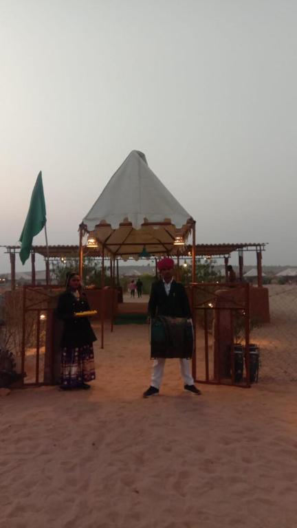 S khan Safari photo