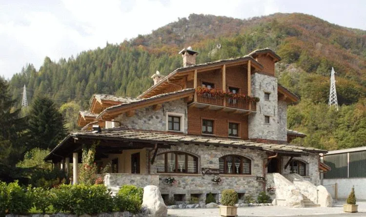 Relais Del Nazionale, hotel in Vernante