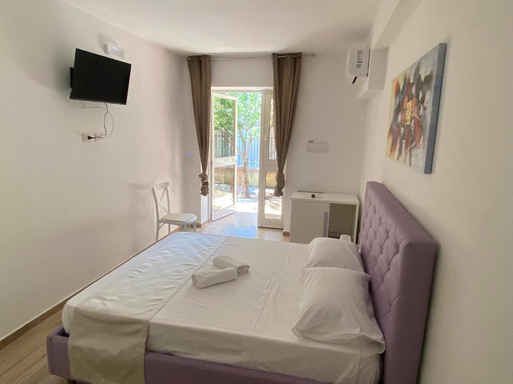 Dimora Leone, Diamante