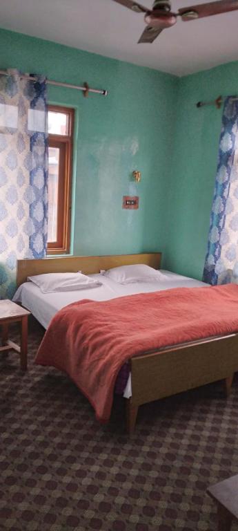 Queen Palace guest house photo
