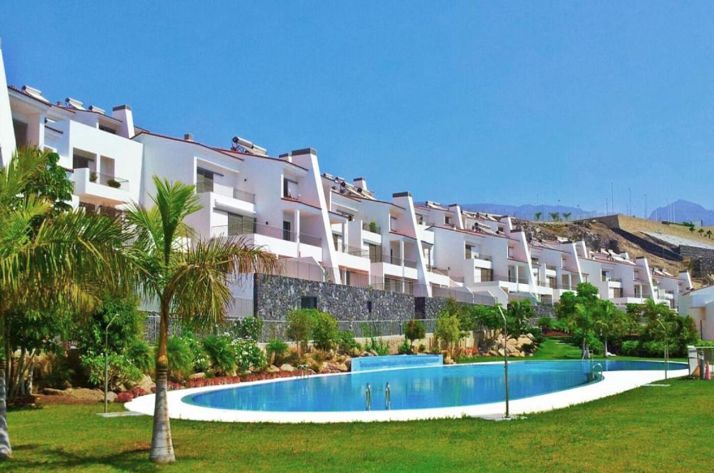 Magnolia Luxury Apartment by AltamarHomes - 4