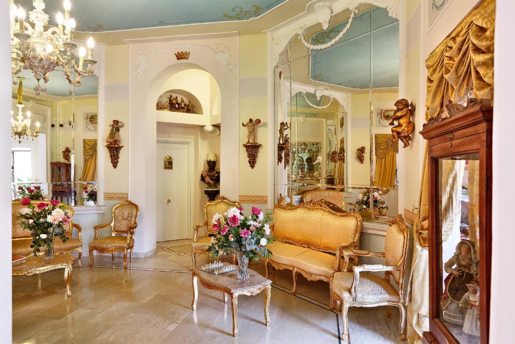 Lobby, Art Resort Galleria Umberto in Naples