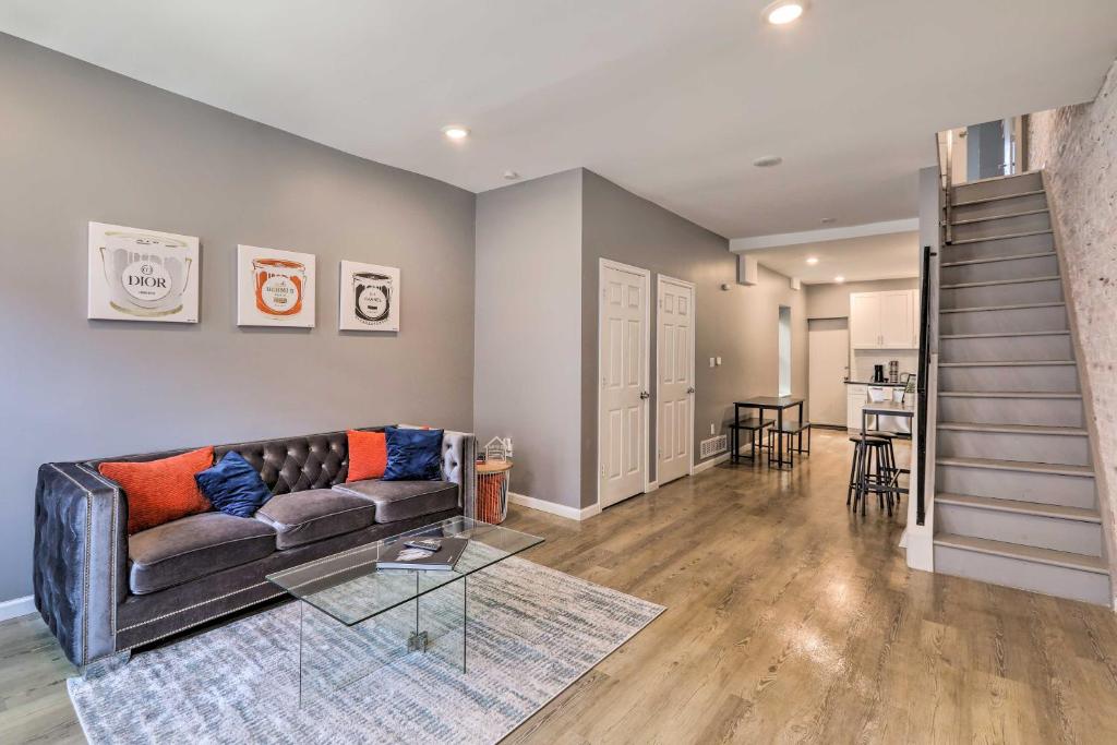 North Philly Townhome with Beautiful Updates!
