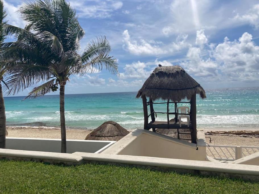 Cancun Oceanfront, Entire Apartment - 4