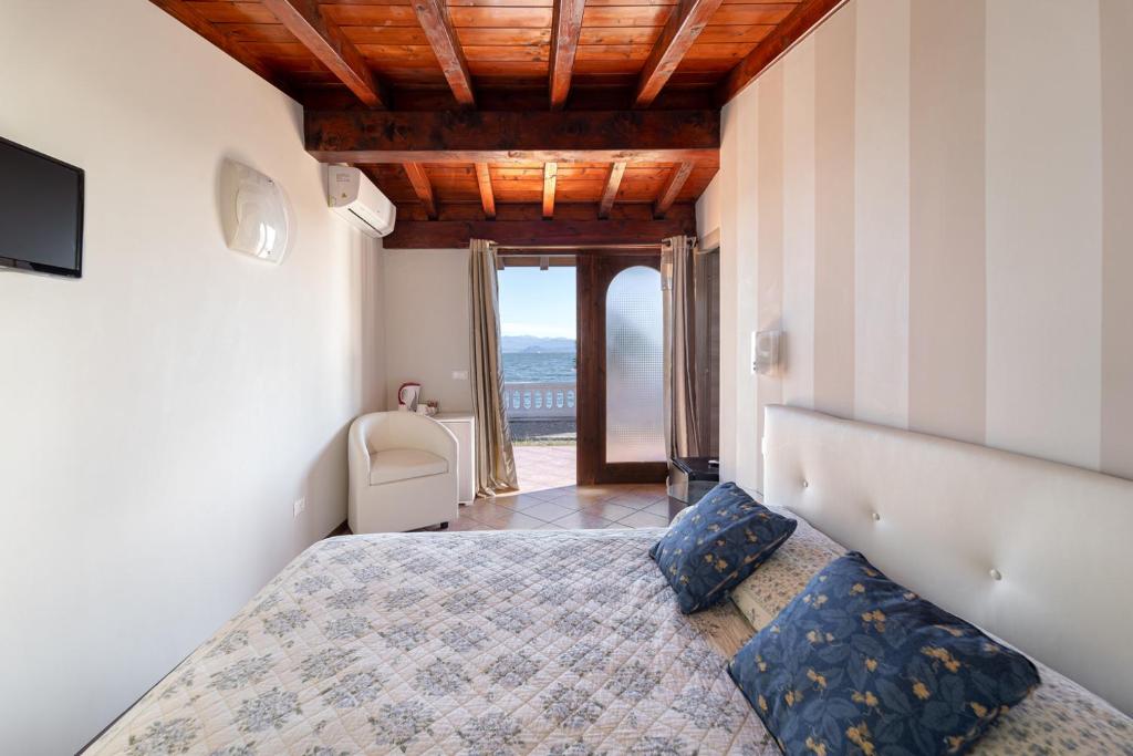 VILLA GARUTI VILLAGE photo