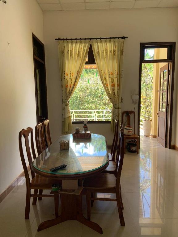 Lake view homestay