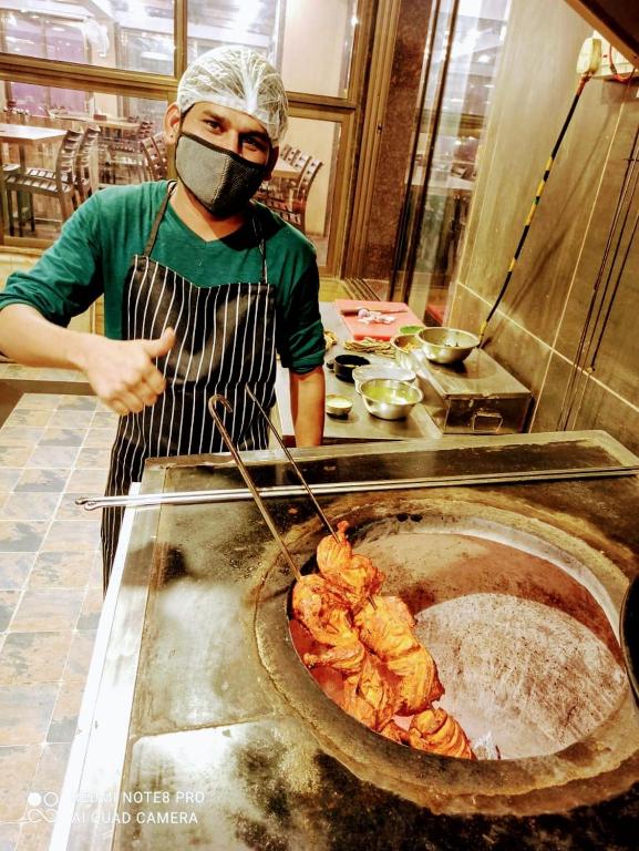 Hotel Rohit & Swaad Resto photo