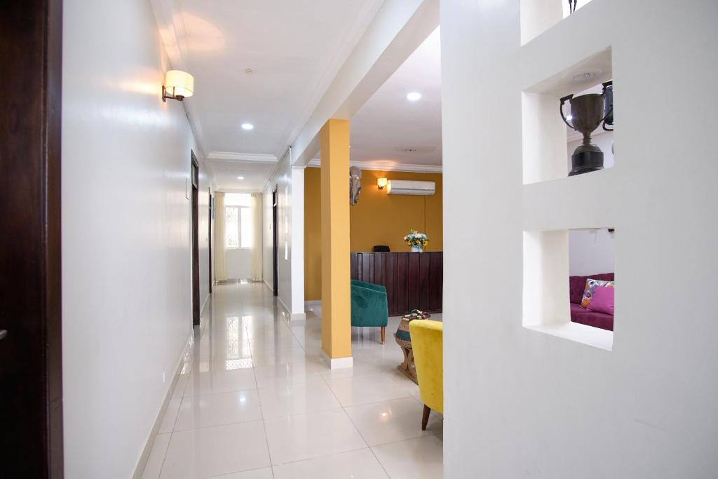 The Highbridge Guest Lodge photo
