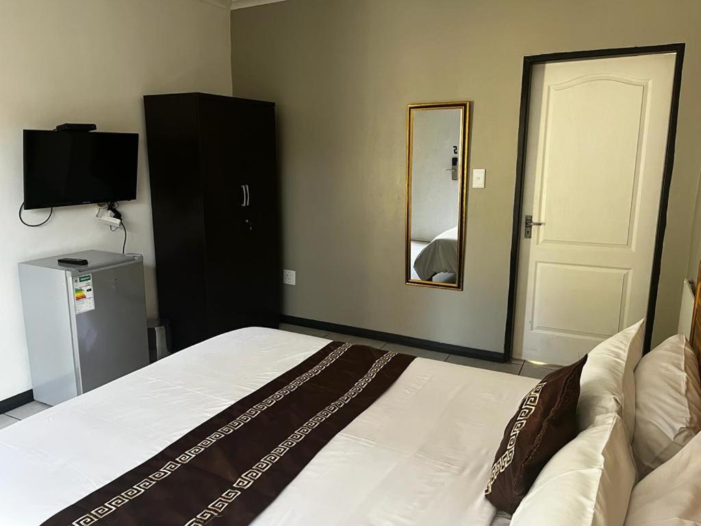 The Crib Guesthouse house photo