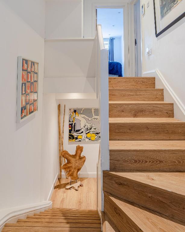 Architect's Sophisticated Private 3bed 3bath House OFF OXFORD ST photo