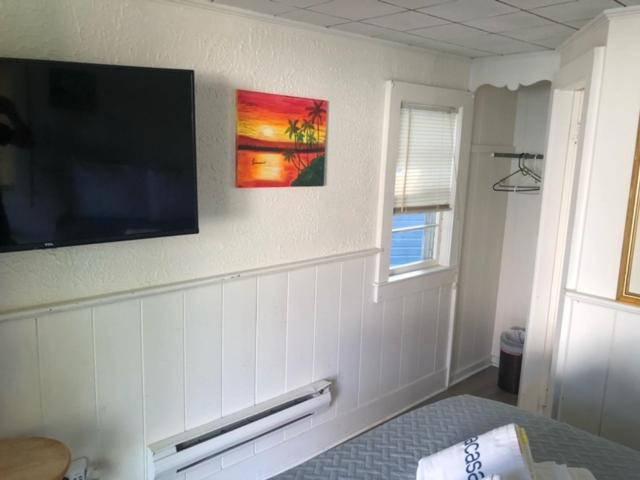 Herring Run Motel and Tiny Cabins photo