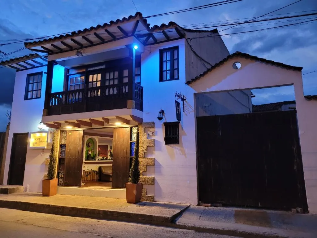 Hotel Cemandy by MA, hotel a Villa de Leyva