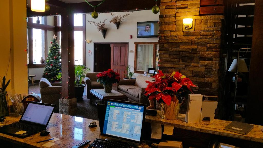 A Riverside Inn Travelodge by Wyndham photo