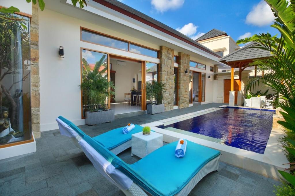Holl Villa photo