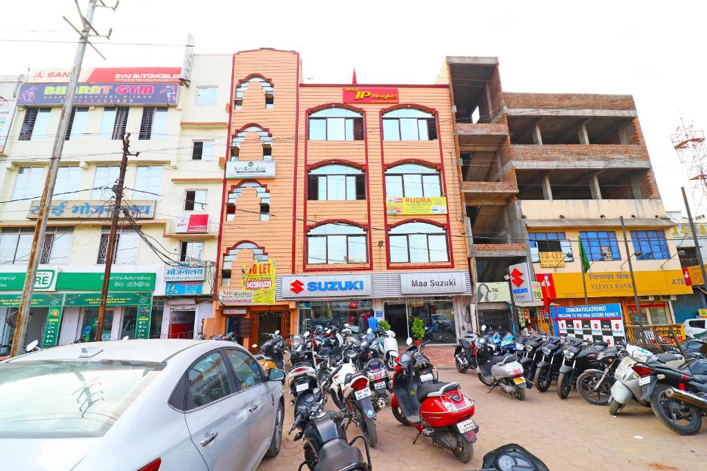 OYO Hotel Jp Heights photo