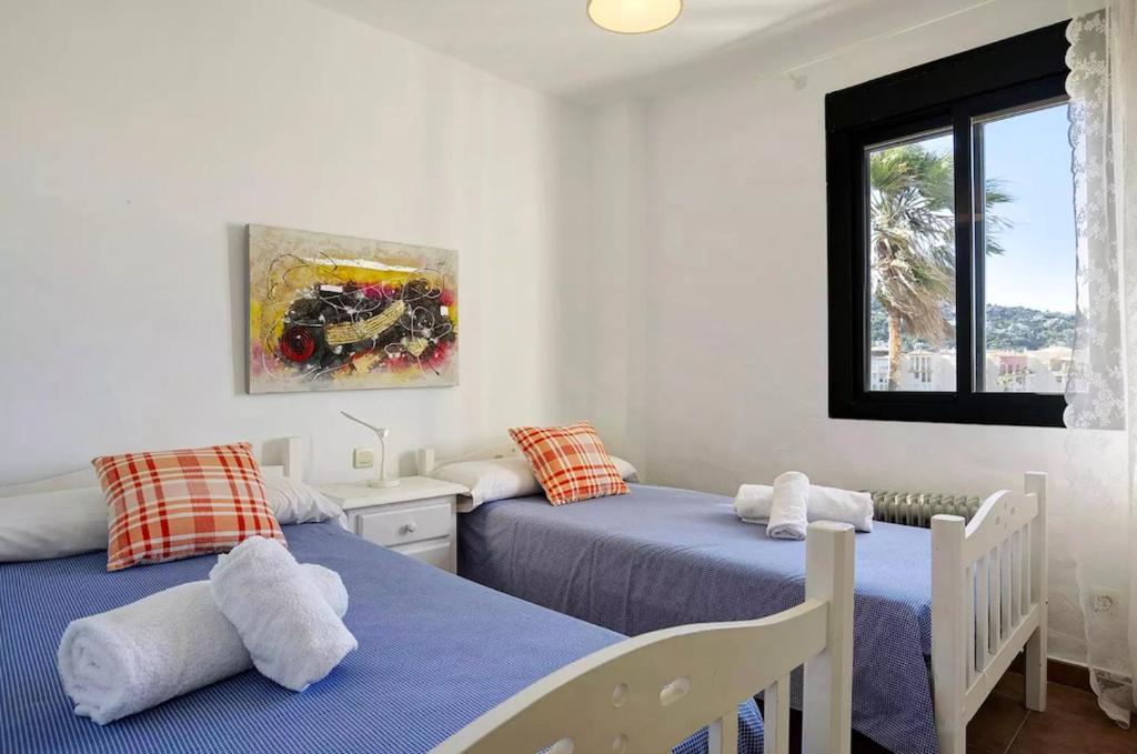 SEMIFRONTAL CON VISTAS, A PIE DE PLAYA,WIFI - 5