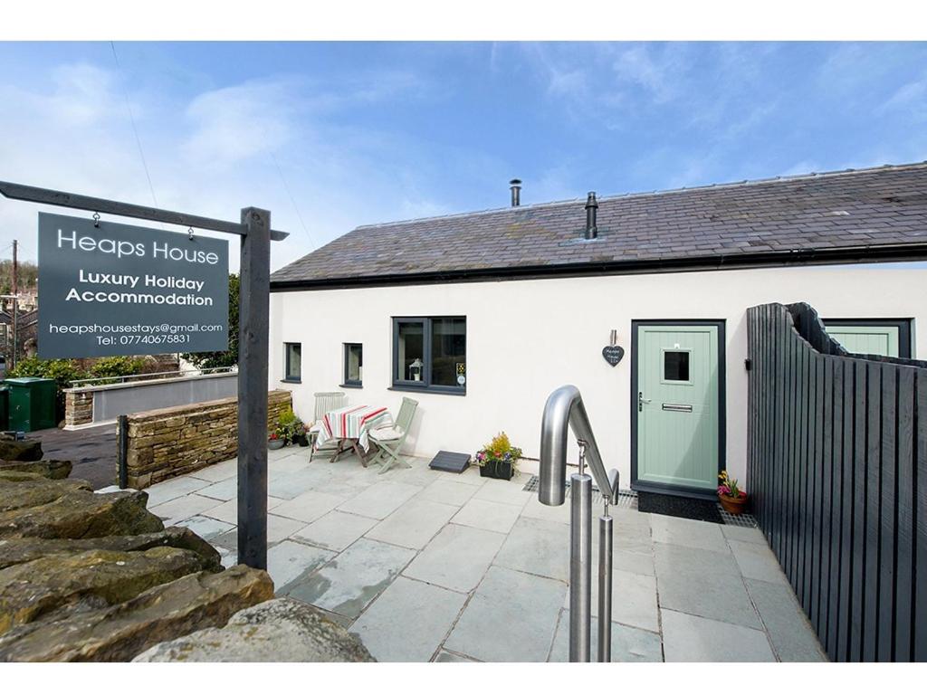 Heaps House, Denby Dale