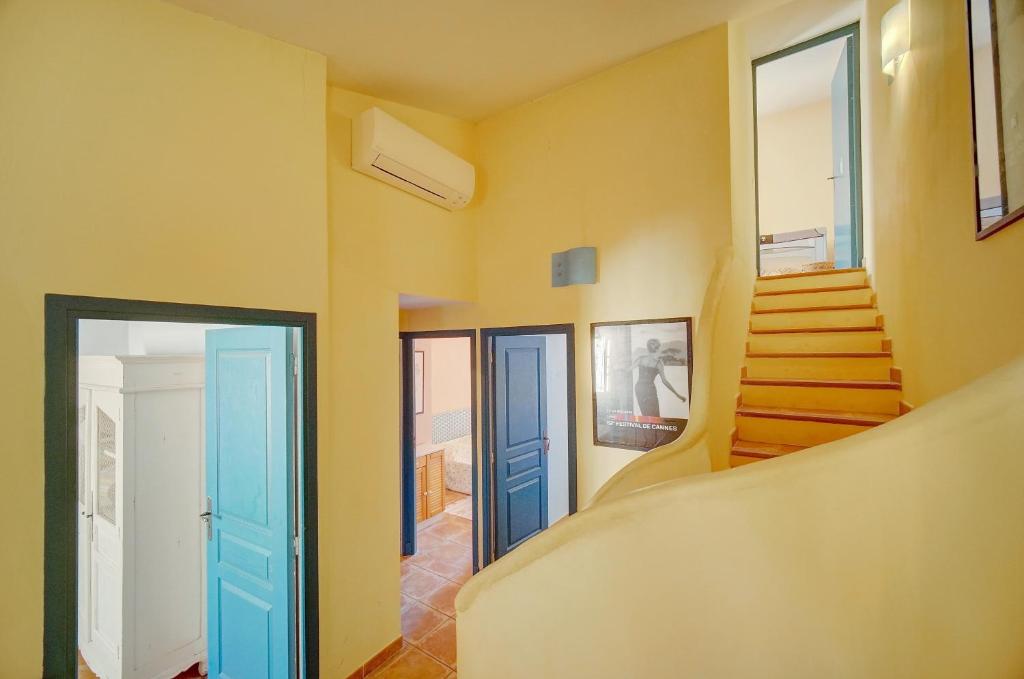 Townhouse in the heart of the suquet - 4 bedrooms - 3
