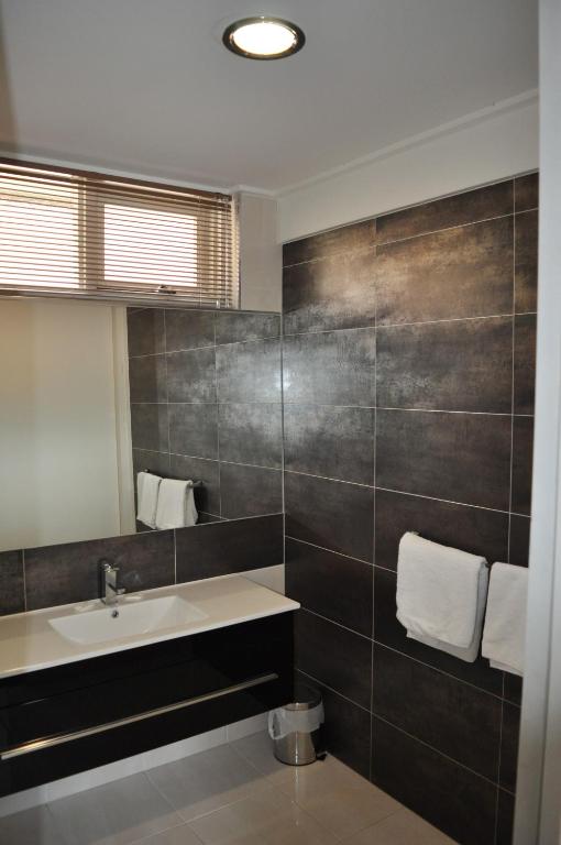 Brougham Arms Hotel photo