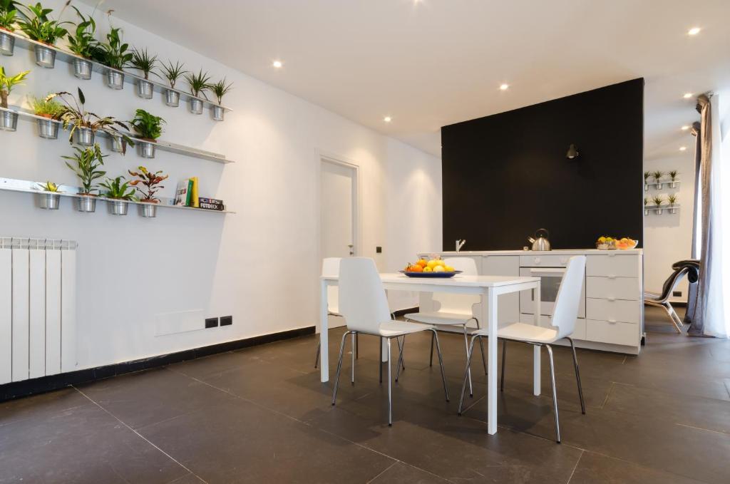 Kitchen, Pietranera Apartments in Catania
