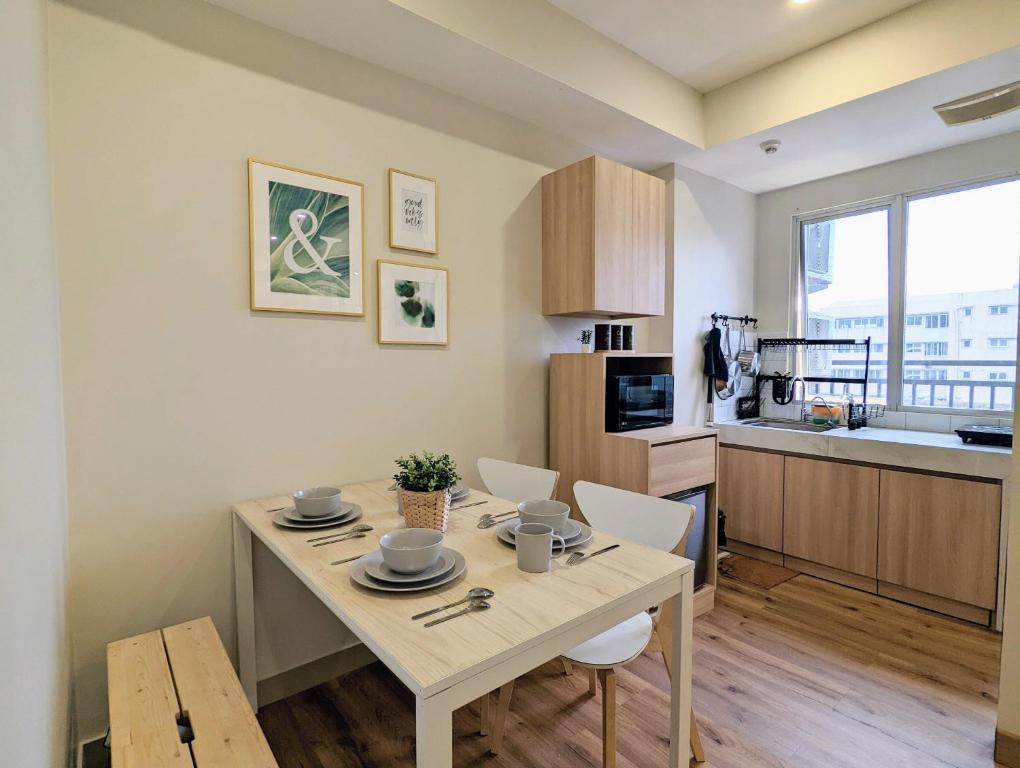 Cottonwood Apartment at Sudirman Suites Bandung 5-pax