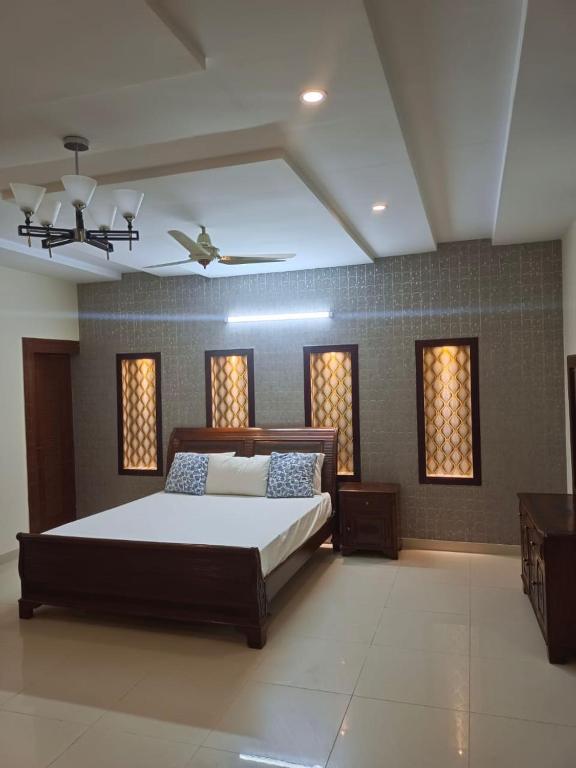 Tabi Inn photo