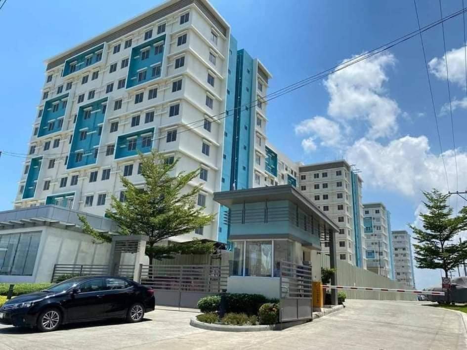 Cozy and Modern Staycation w/ 2 Bedrooms-One Spatial Condominium Iloilo — Hotel in Iloilo