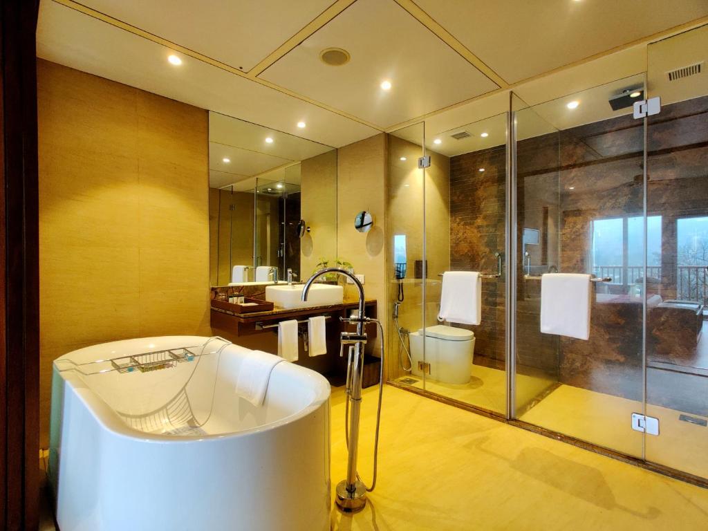 Bathroom, Fariyas Resort, Lonavala in Lonavala