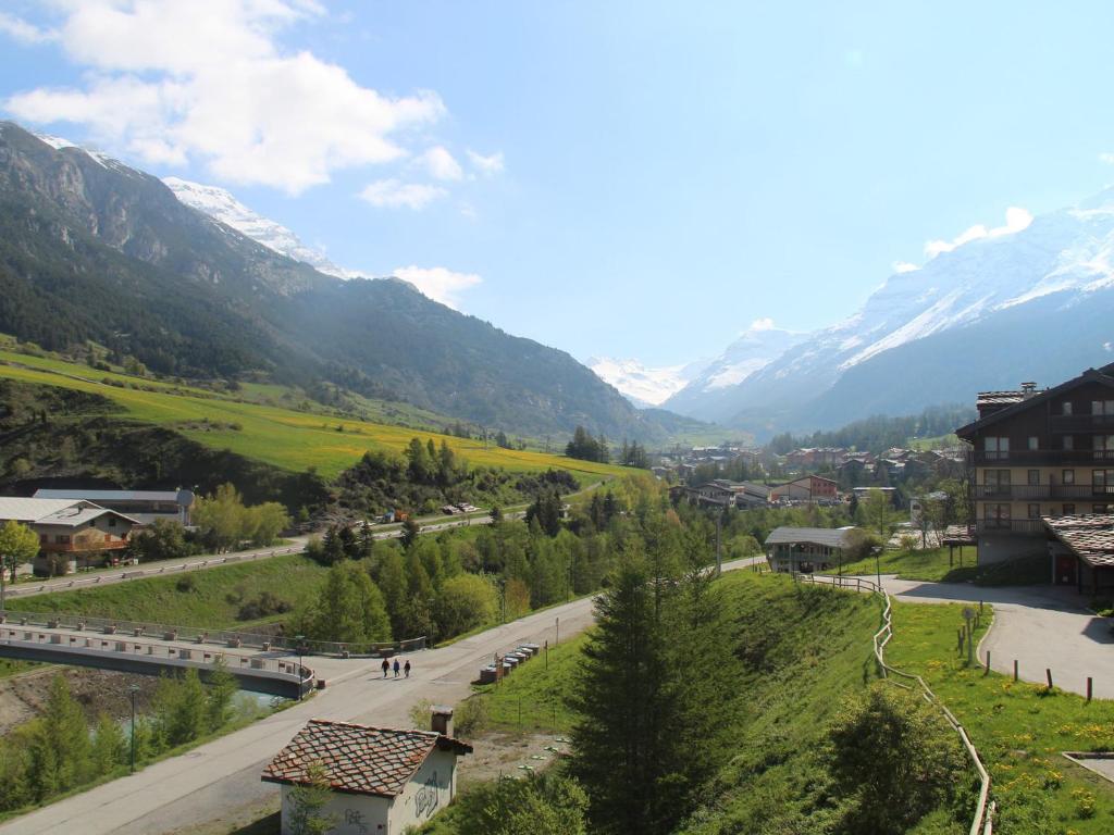 Appart 6 pers avec piscine, skis, ascenseur à Lanslebourg - FR-1-508-93 - 4
