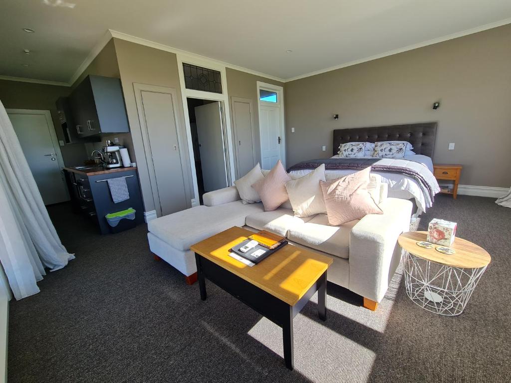 Okauia House, Matamata photo
