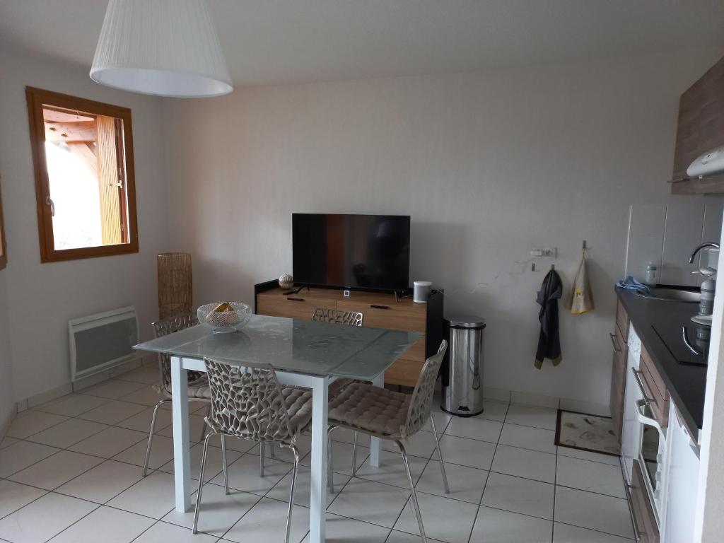 Appartement offrant une magnifique vue des montagnes - 2