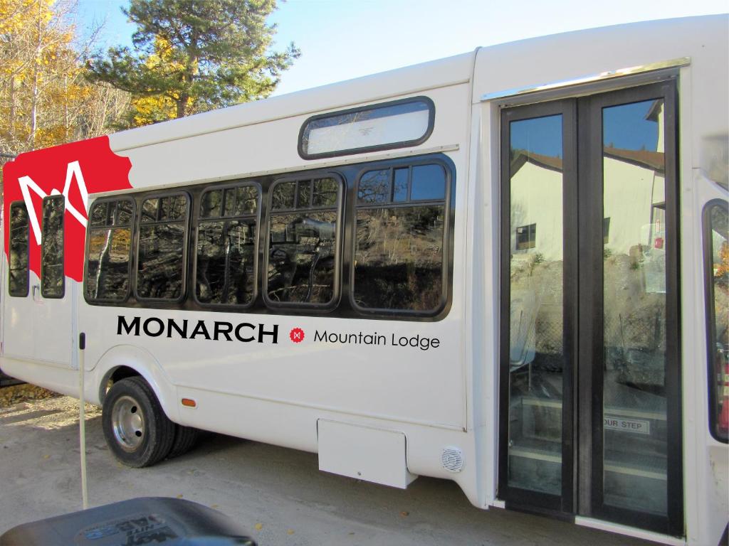Monarch Mountain Lodge photo