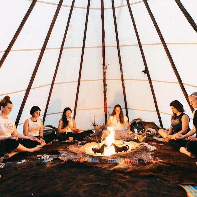 The Deer Suite - Horses SEDONAS MOST LOVED, Sedona