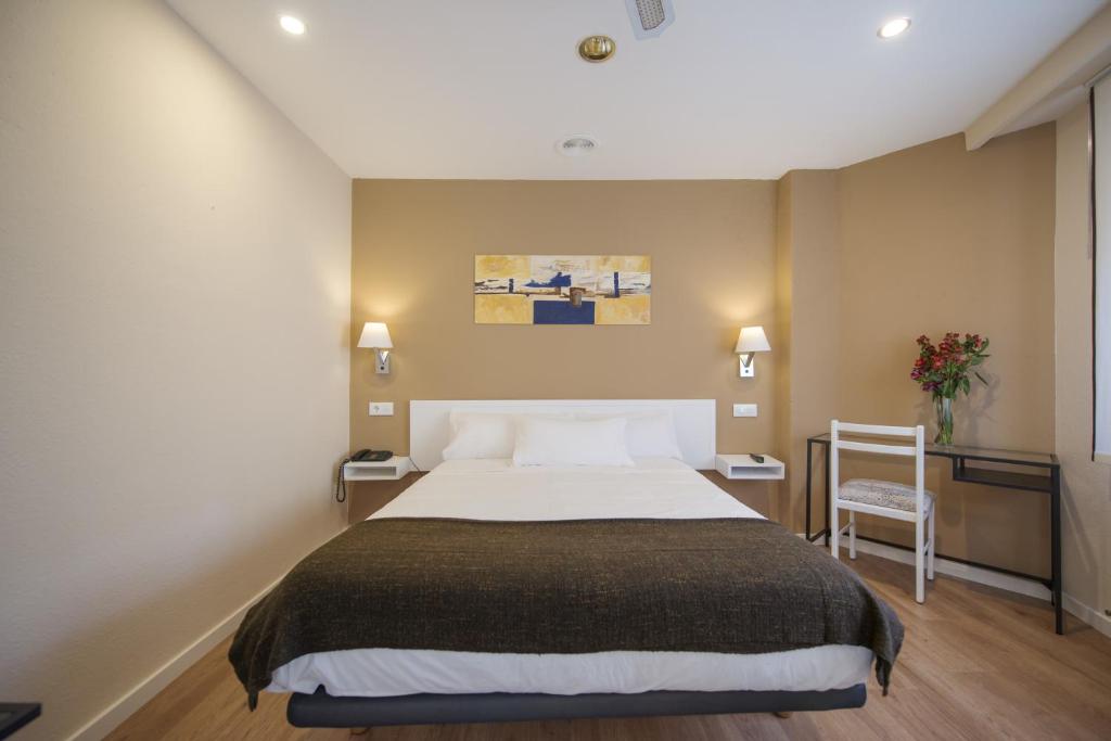 Hotel Miño - 4
